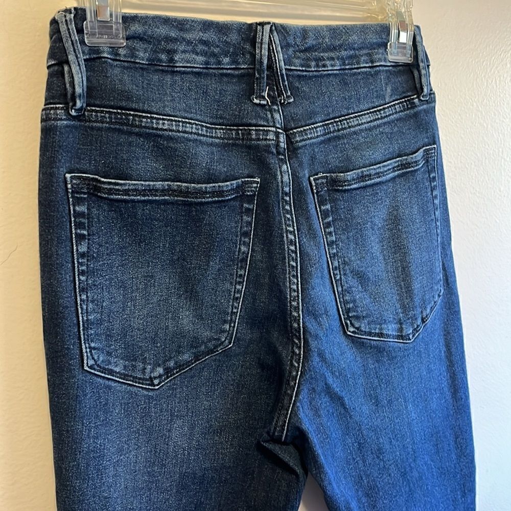 EXCELLENT CONDITION WOMEN’S 6/28 GOOD AMERICAN HI-WAIST RAW HEM SKINNY JEANS - Picture 4 of 9